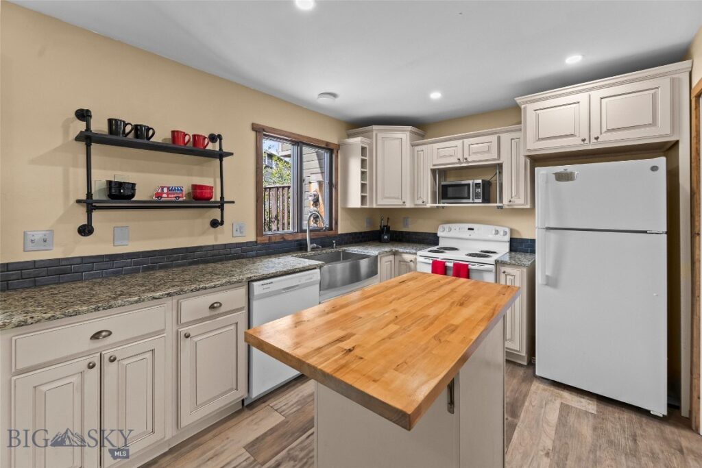 314 Hoffman Drive, Bozeman MT 59715