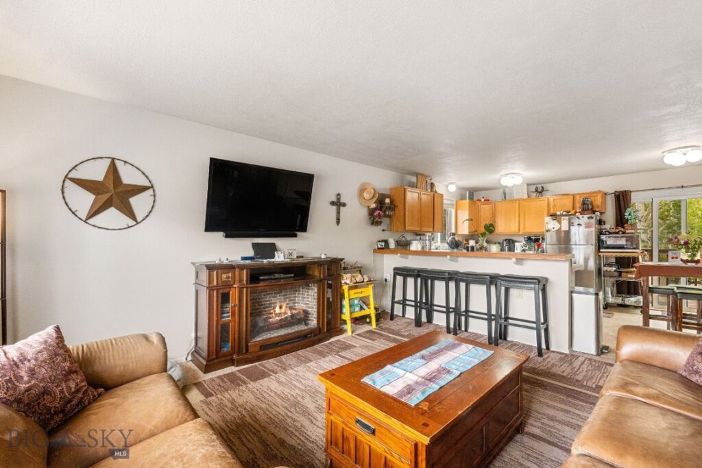 801 Church Street, Belgrade MT 59714