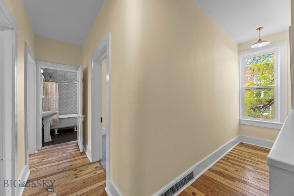 108 S 3rd Street, Livingston MT 59047