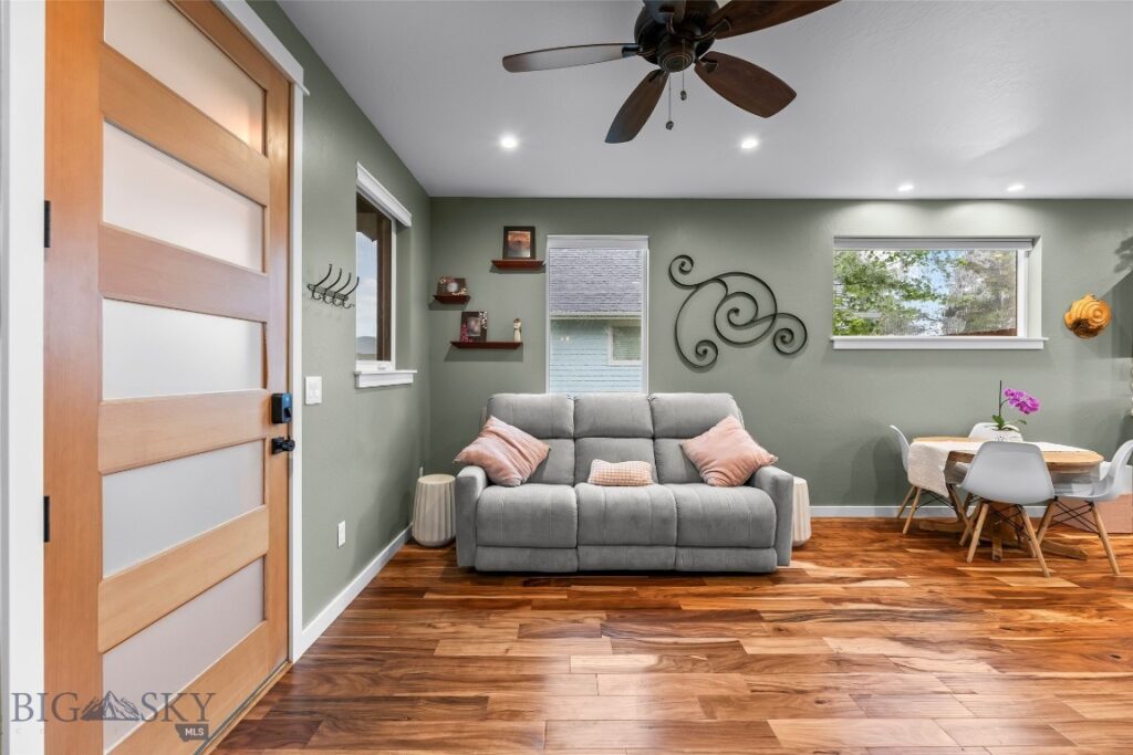 4448 Shadowglen Drive, Bozeman MT 59718