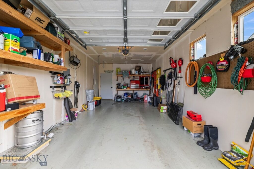 4448 Shadowglen Drive, Bozeman MT 59718