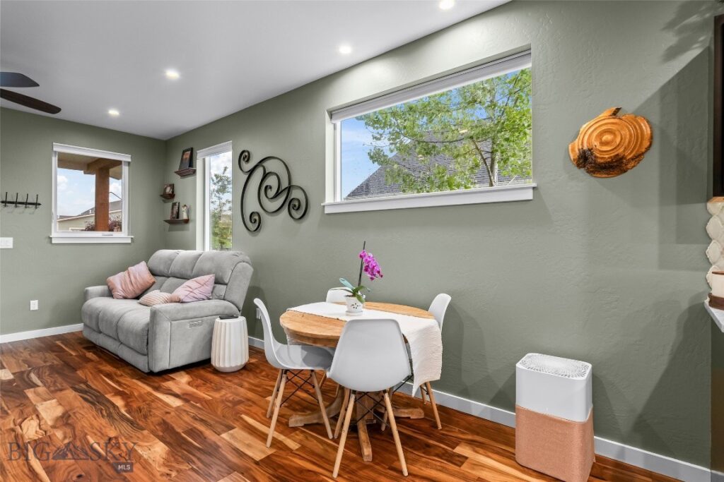 4448 Shadowglen Drive, Bozeman MT 59718