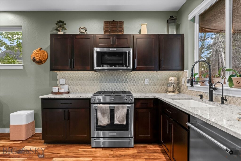 4448 Shadowglen Drive, Bozeman MT 59718