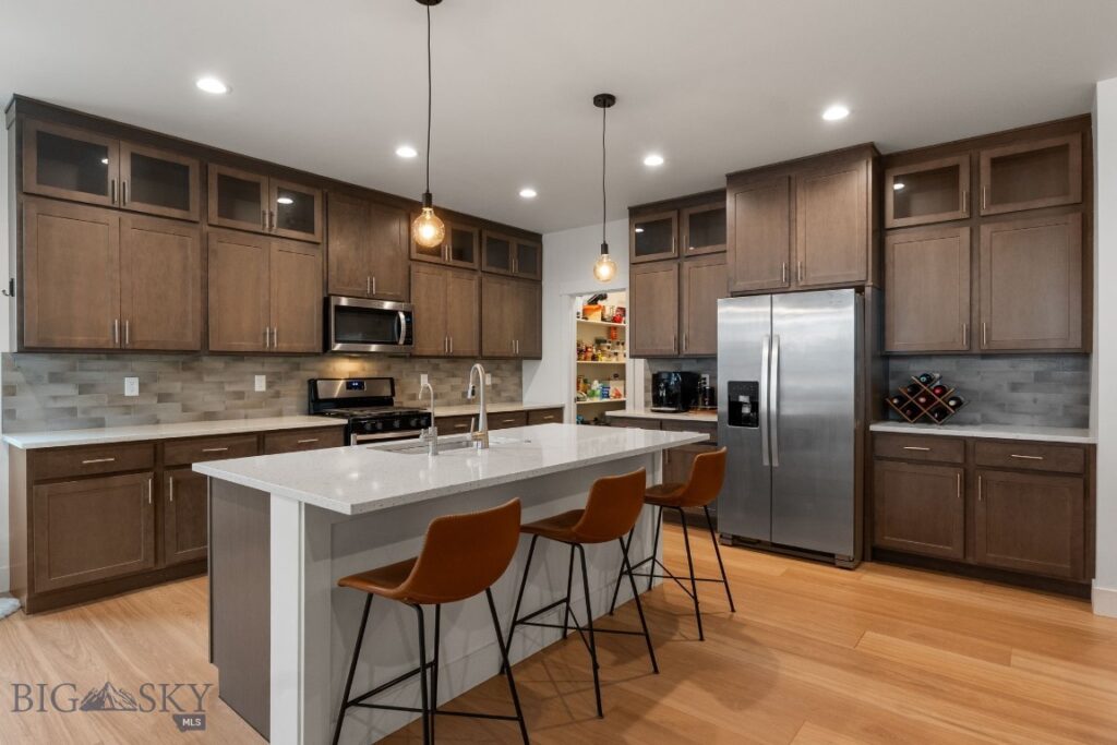 1704 Deadwood Loop, Belgrade MT 59714
