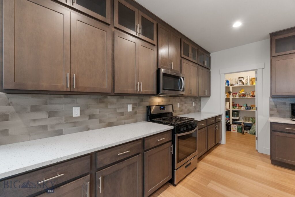 1704 Deadwood Loop, Belgrade MT 59714