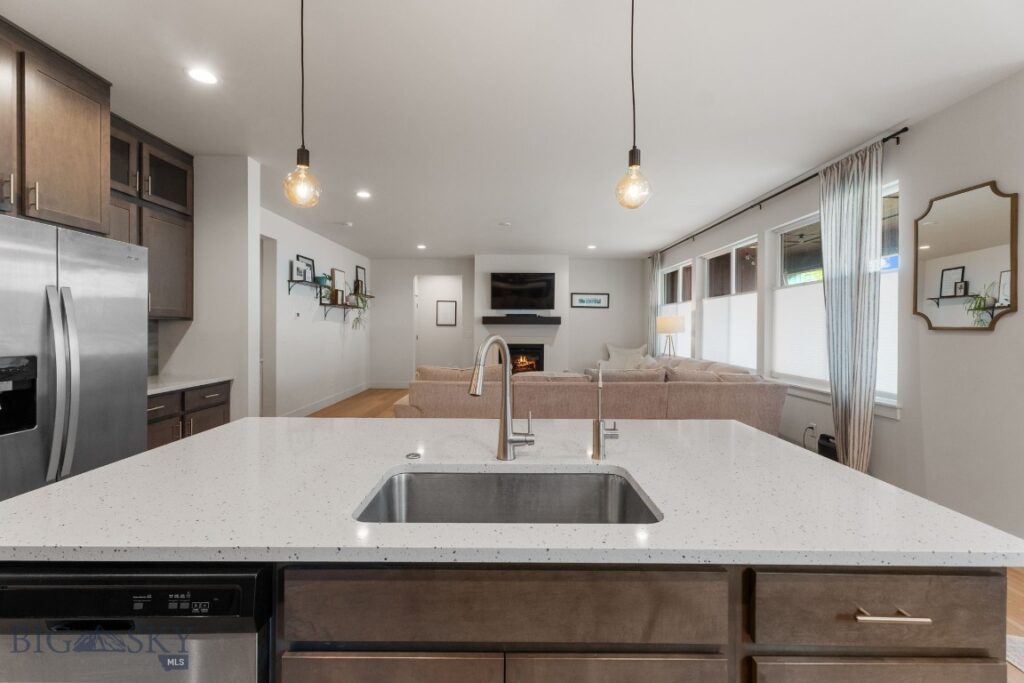 1704 Deadwood Loop, Belgrade MT 59714