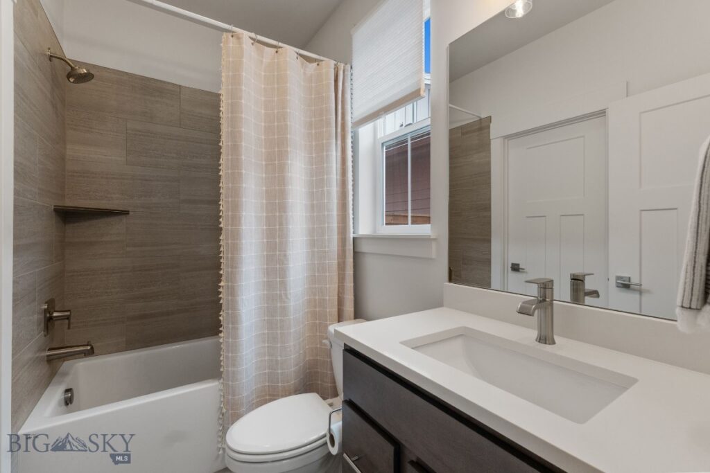 1704 Deadwood Loop, Belgrade MT 59714