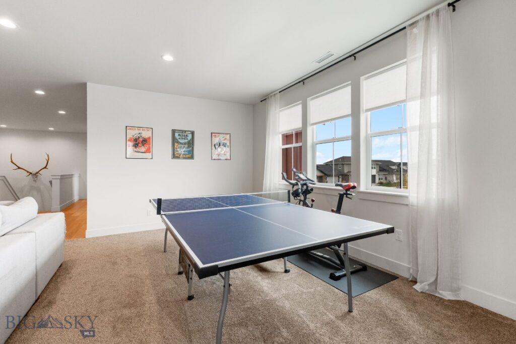 1704 Deadwood Loop, Belgrade MT 59714