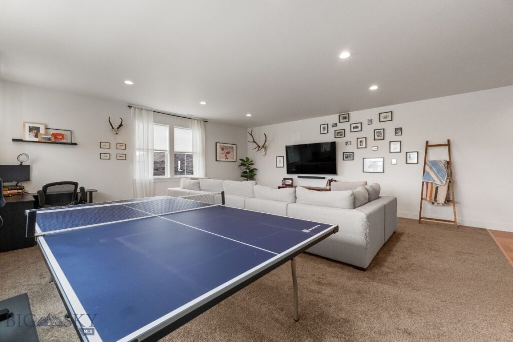 1704 Deadwood Loop, Belgrade MT 59714