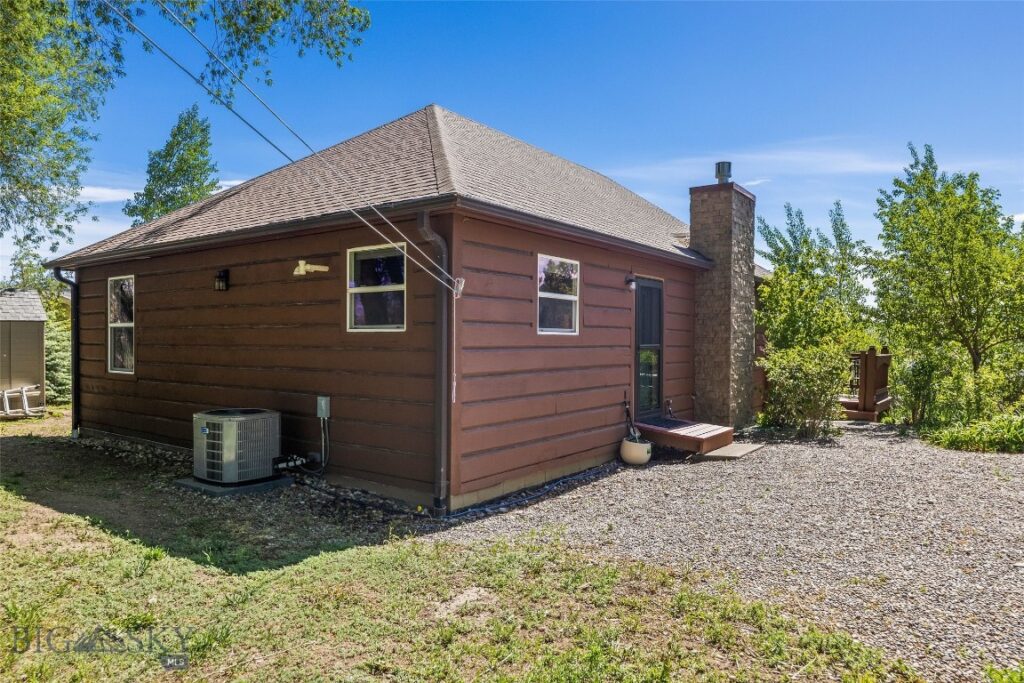 1301 Absaroka Court, Livingston MT 59047