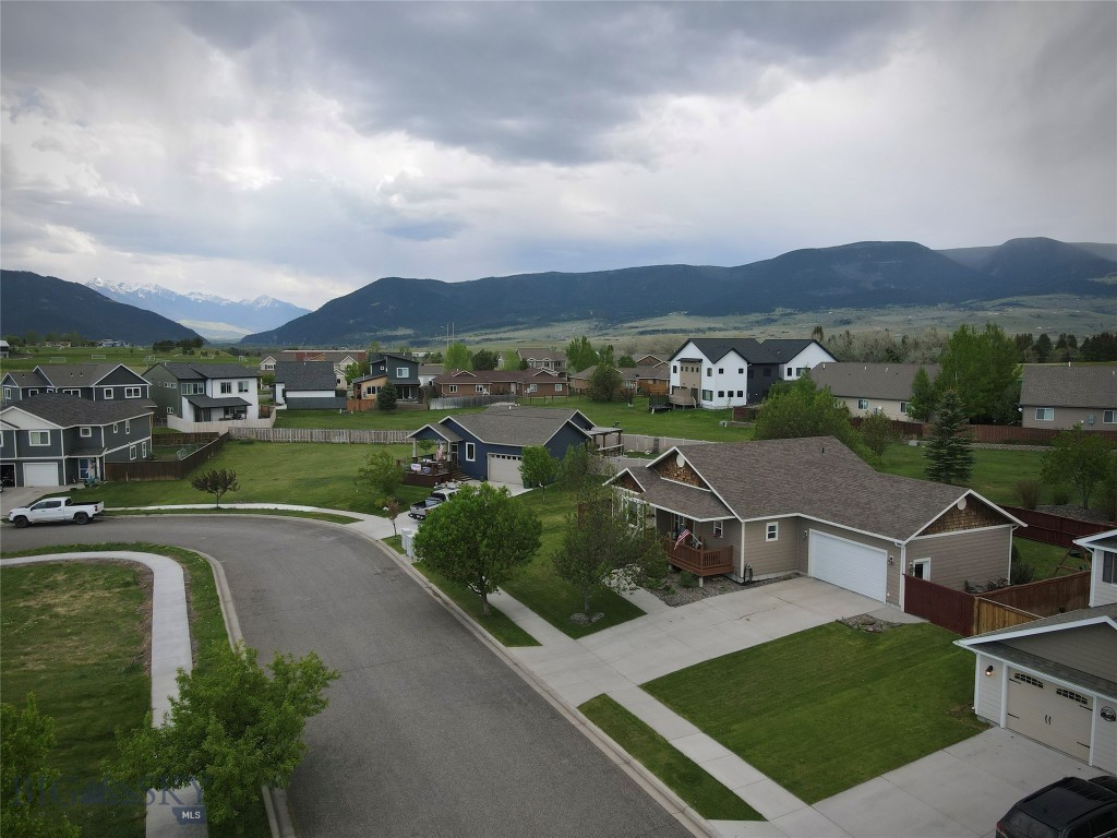 1217 Wildflower Trail, Livingston MT 59047