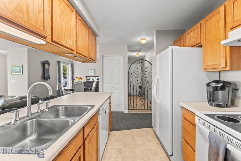 2101 Sun Avenue, Livingston MT 59047