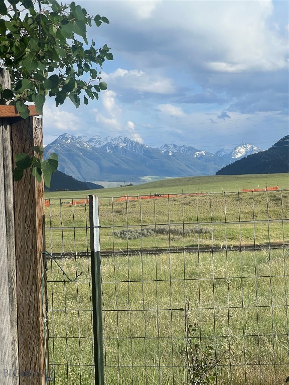 2101 Sun Avenue, Livingston MT 59047