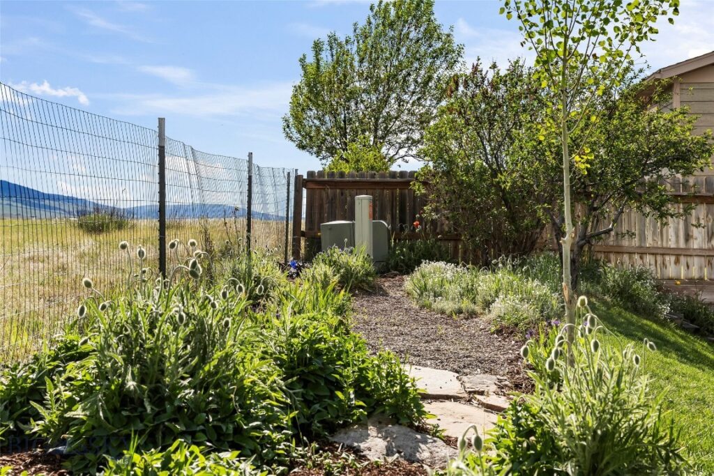 2101 Sun Avenue, Livingston MT 59047