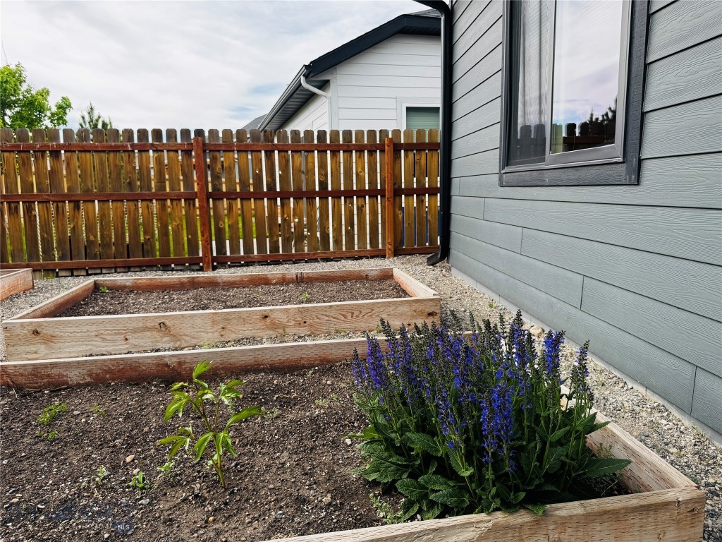 1007 Meriwether Drive E, Livingston MT 59047