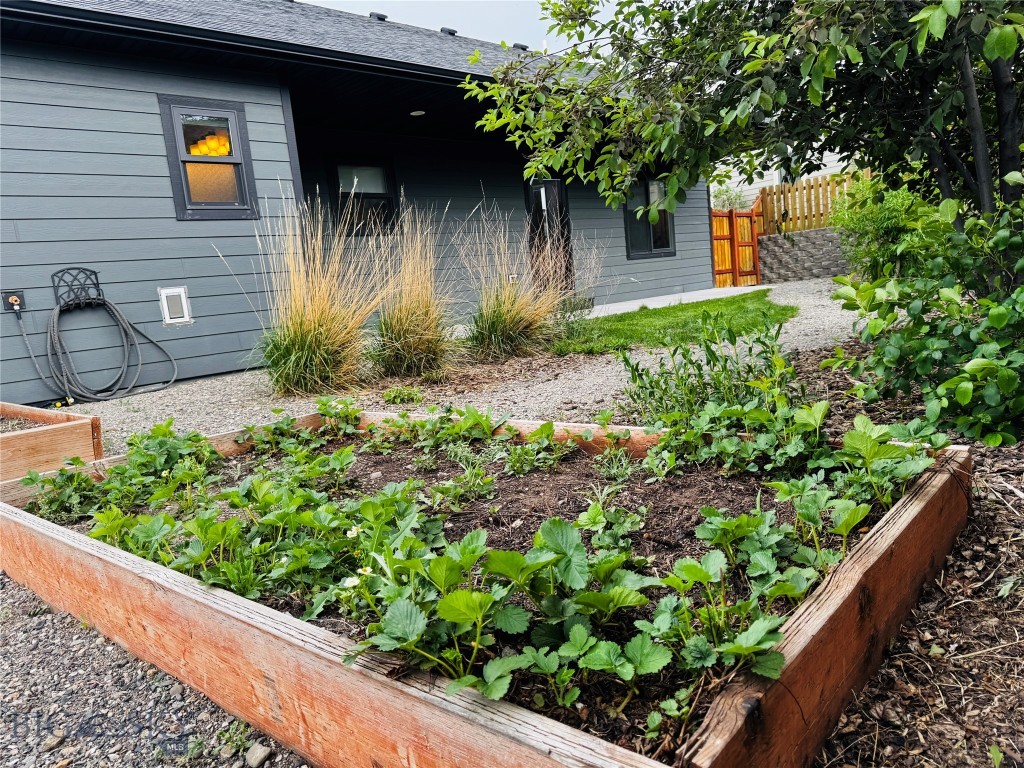 1007 Meriwether Drive E, Livingston MT 59047