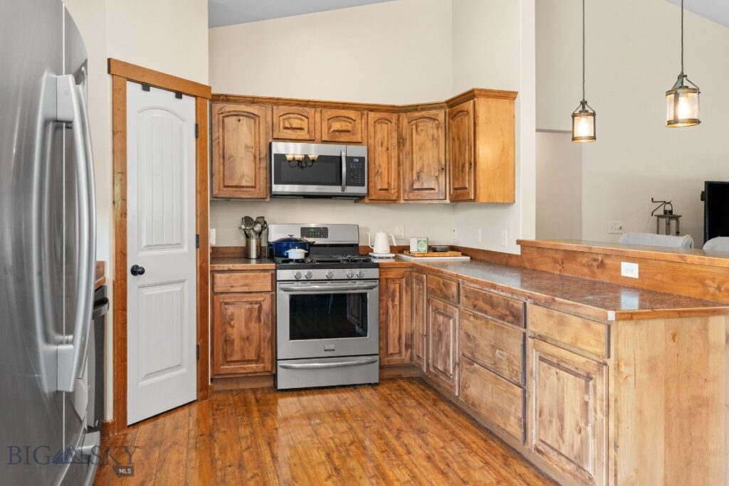 70 Cedar Wood Circle, Bozeman MT 59718