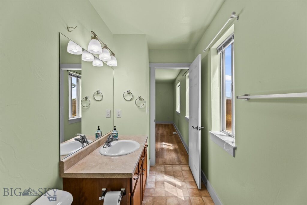 822 N 12th Street, Livingston MT 59047