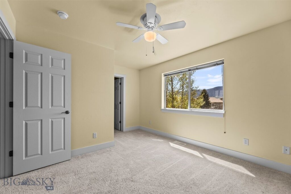 822 N 12th Street, Livingston MT 59047