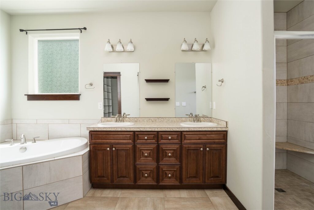 160 Coral Drive, Belgrade MT 59714