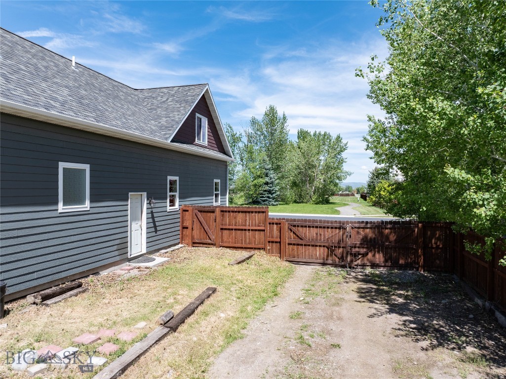 160 Coral Drive, Belgrade MT 59714