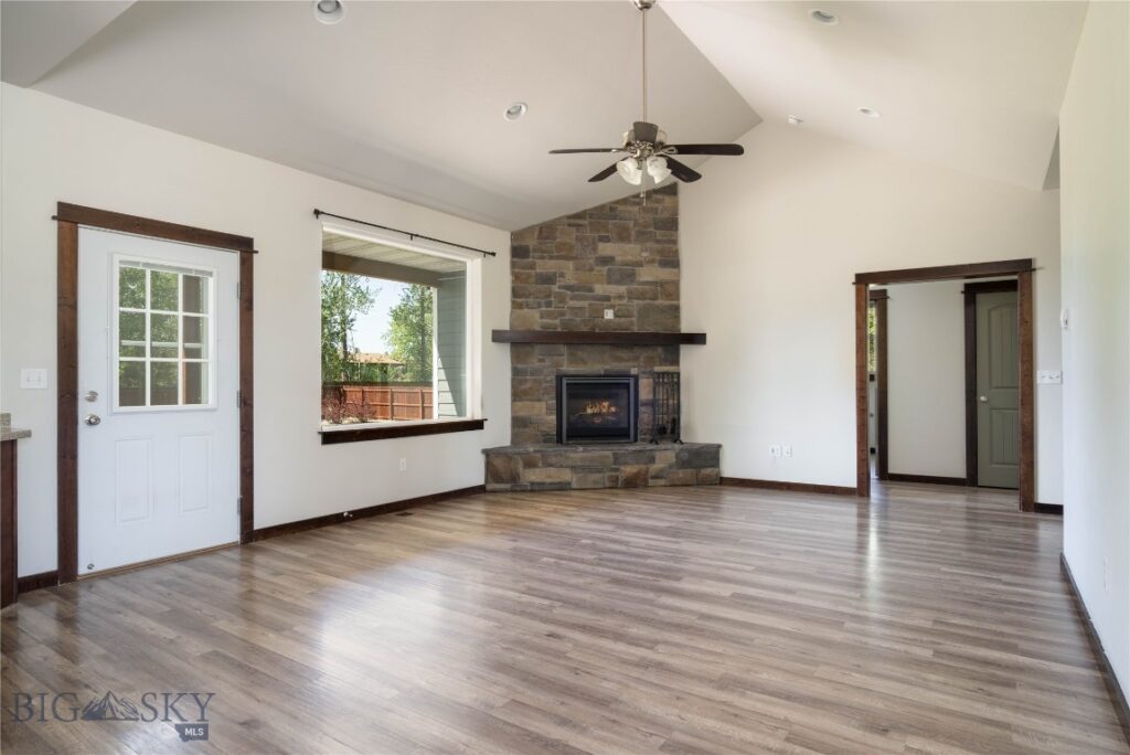 160 Coral Drive, Belgrade MT 59714