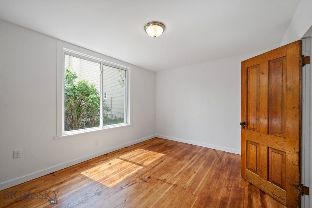 106 S I, Livingston MT 59047
