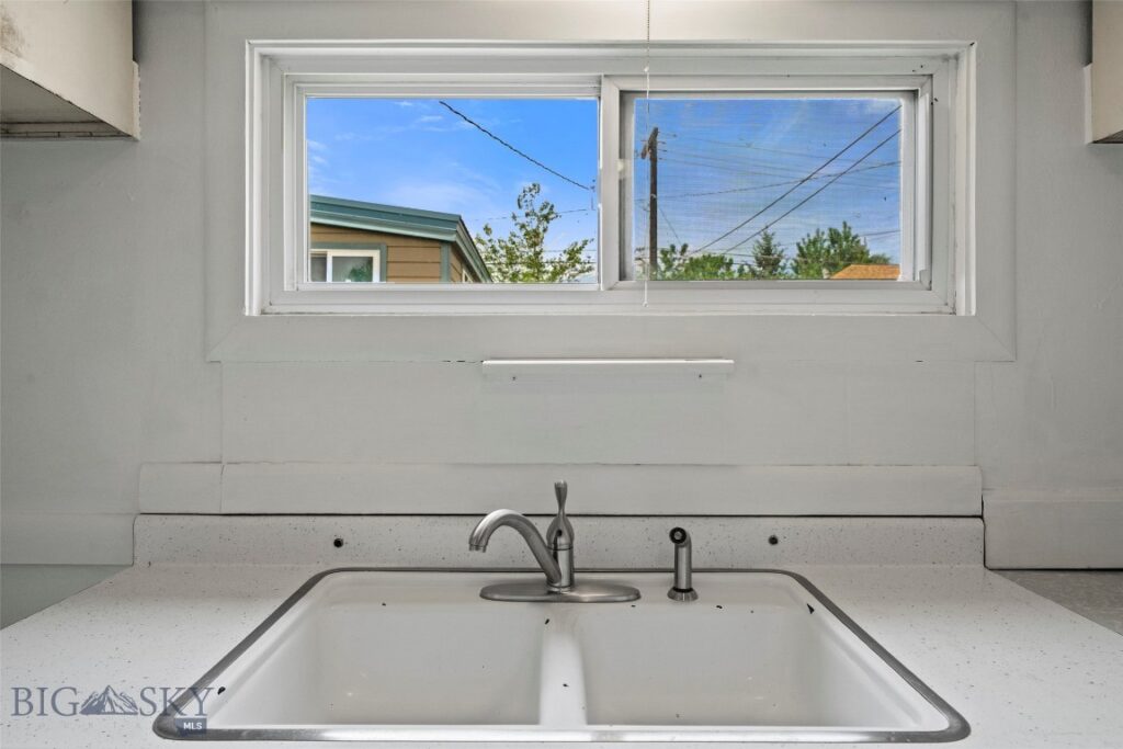 106 S I, Livingston MT 59047