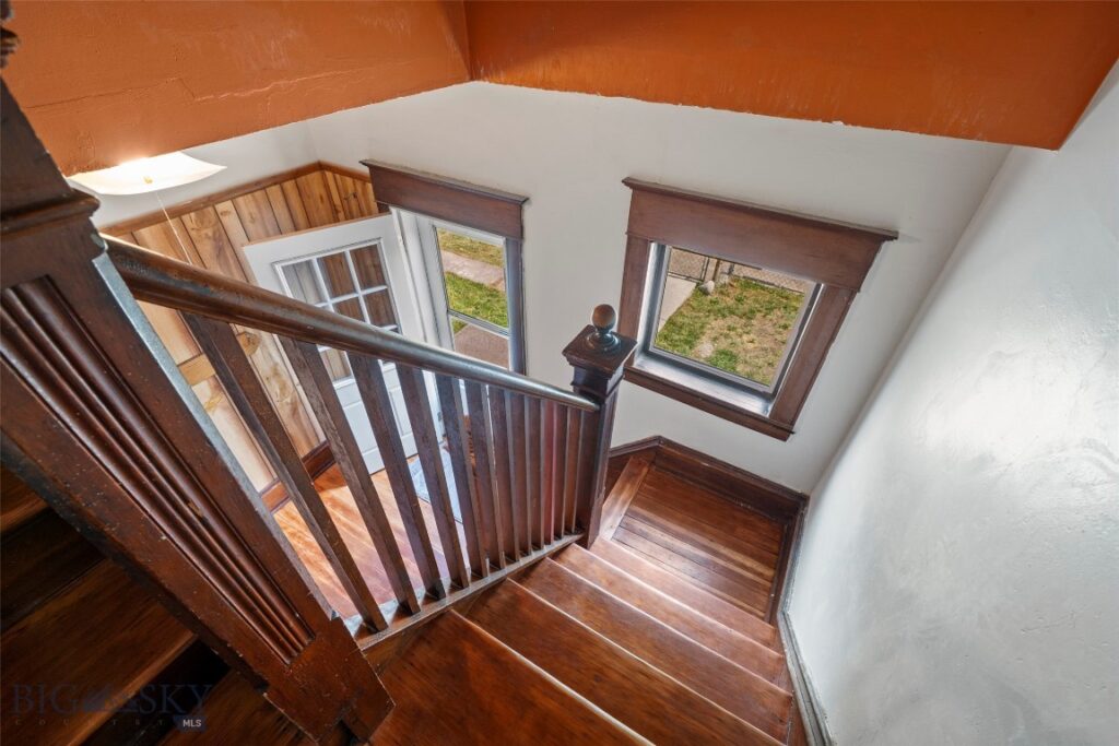 106 S I, Livingston MT 59047