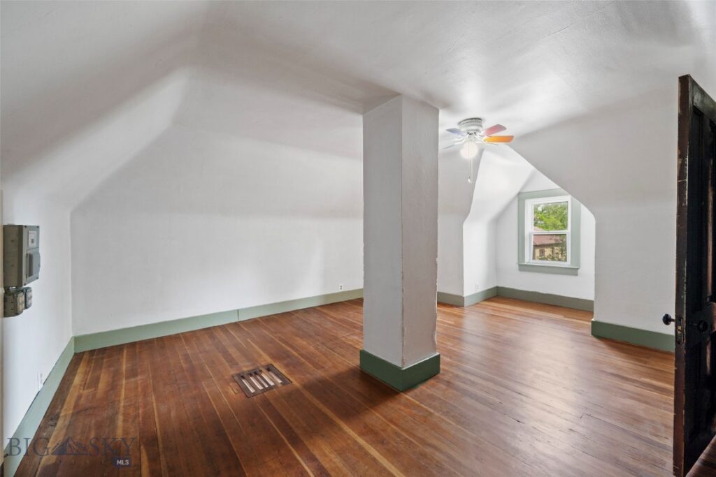 106 S I, Livingston MT 59047