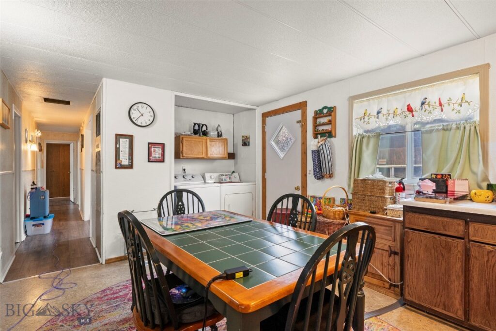 106 S I, Livingston MT 59047