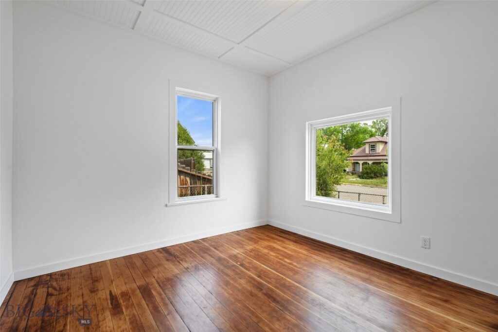 106 S I, Livingston MT 59047