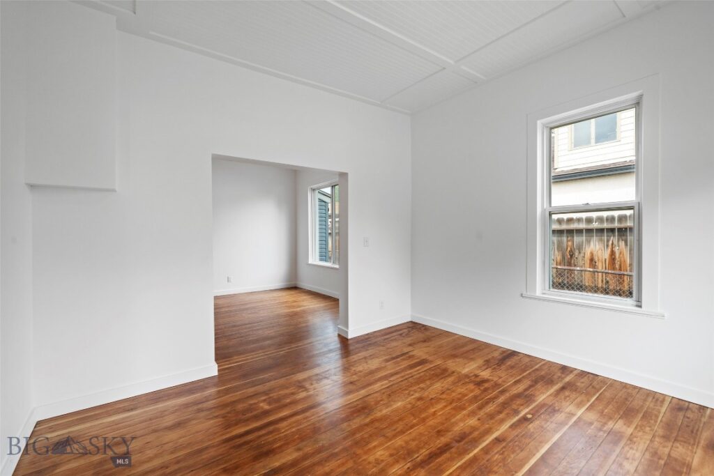 106 S I, Livingston MT 59047