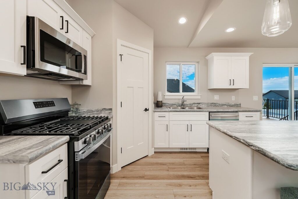 2305 Oriole Drive, Belgrade MT 59714
