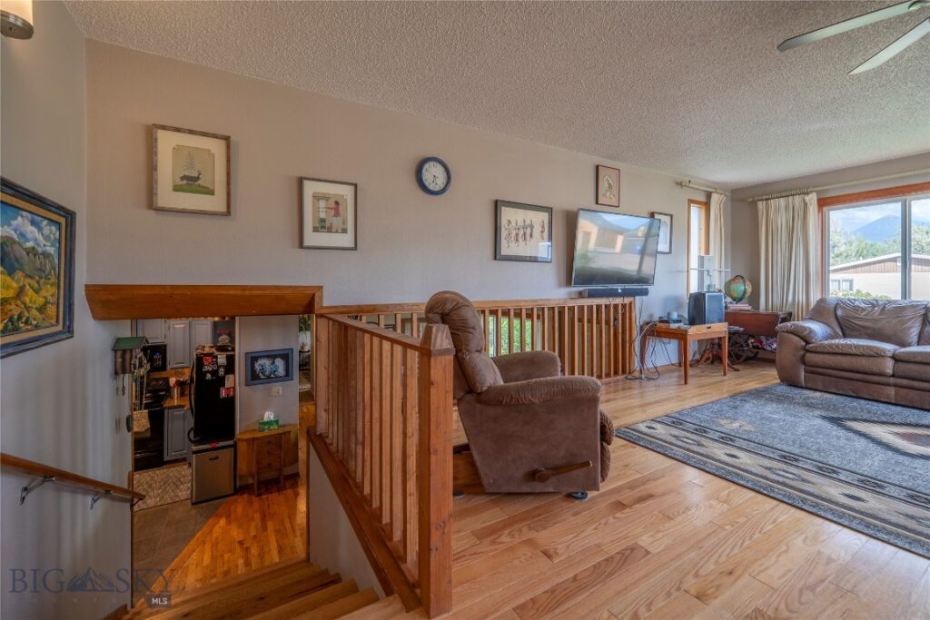 1020 W Gallatin Street, Livingston MT 59047