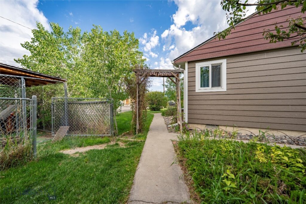1020 W Gallatin Street, Livingston MT 59047