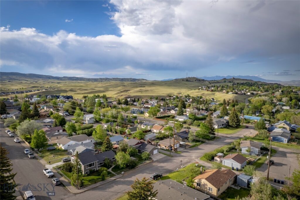 1020 W Gallatin Street, Livingston MT 59047