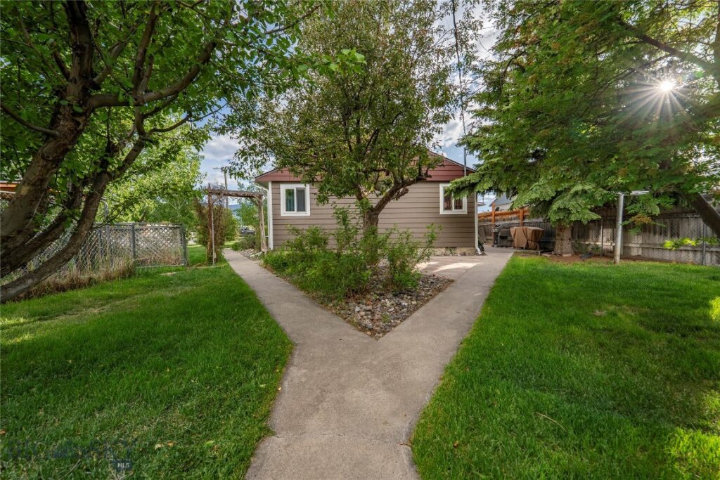 1020 W Gallatin Street, Livingston MT 59047