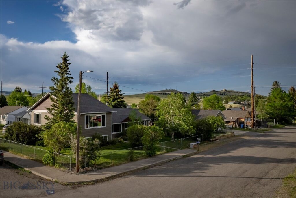 1020 W Gallatin Street, Livingston MT 59047