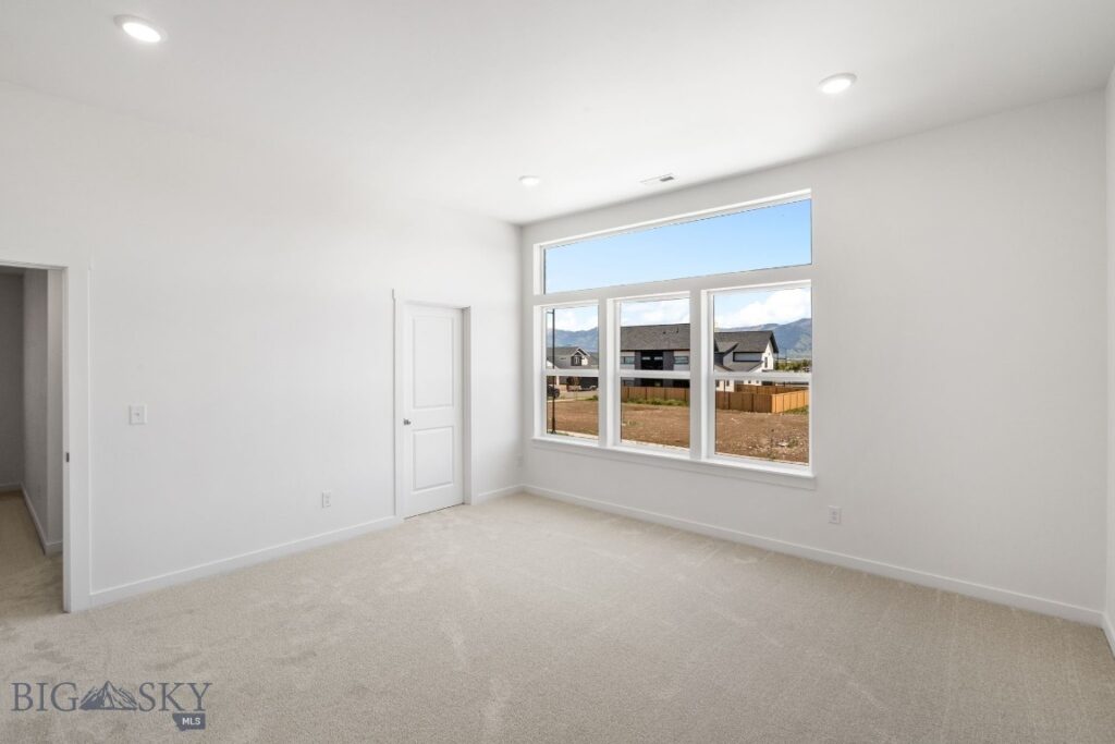 802 ACCOLADE Loop, Belgrade MT 59714