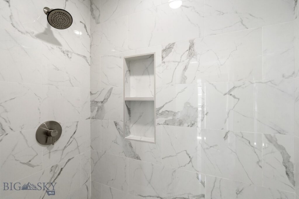 802 ACCOLADE Loop, Belgrade MT 59714