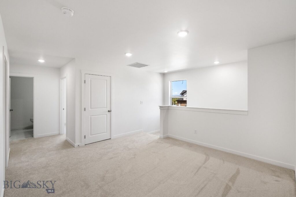 802 ACCOLADE Loop, Belgrade MT 59714
