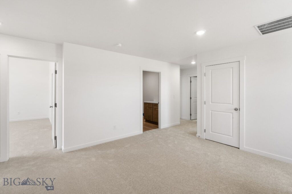 802 ACCOLADE Loop, Belgrade MT 59714