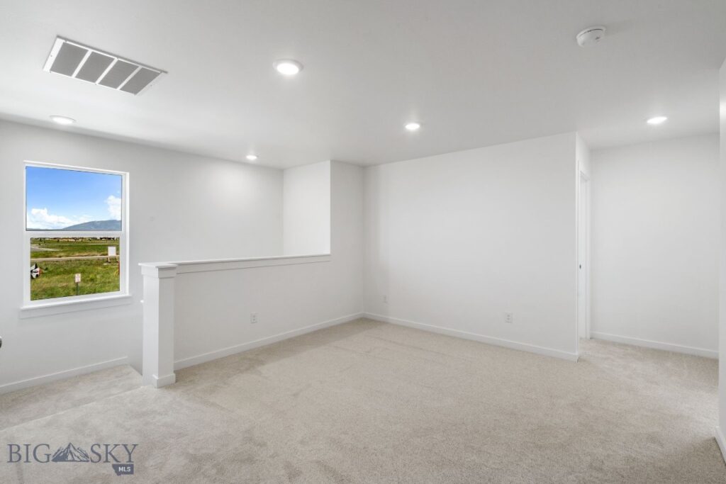 802 ACCOLADE Loop, Belgrade MT 59714