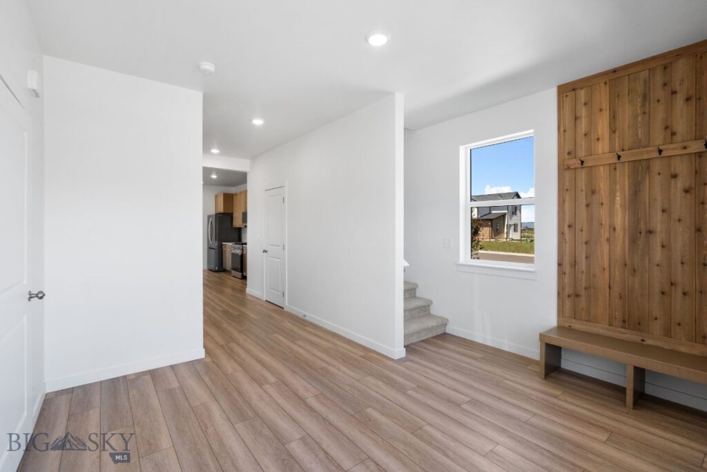 802 ACCOLADE Loop, Belgrade MT 59714