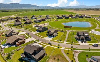 438 White Horse Loop, Bozeman MT 59718