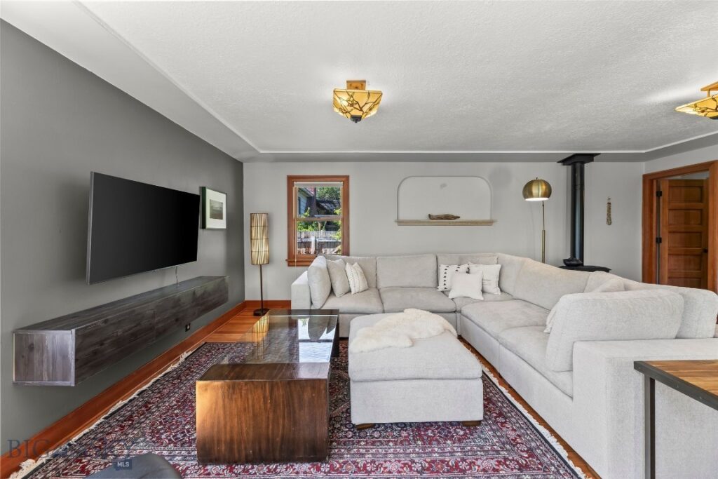 528 N 5th Street, Livingston MT 59047