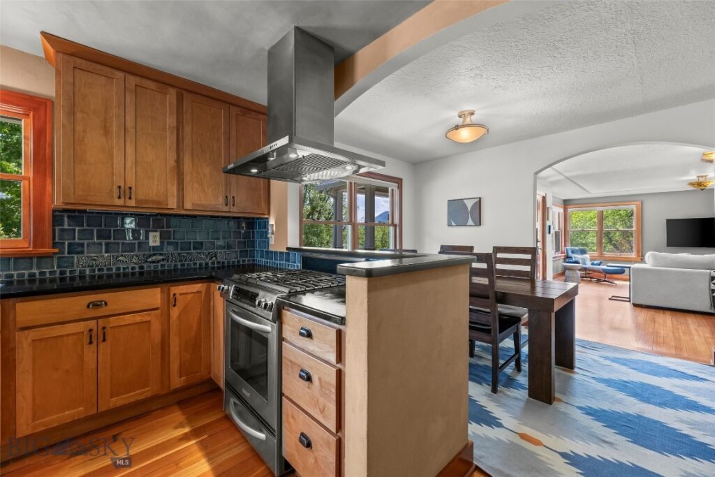 528 N 5th Street, Livingston MT 59047