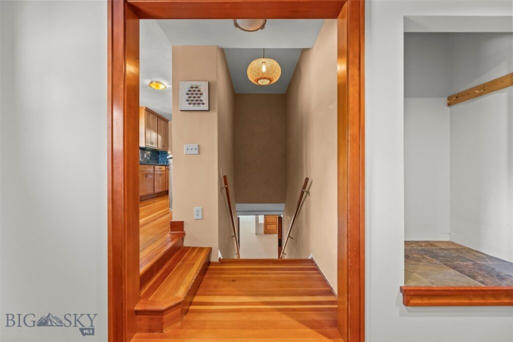 528 N 5th Street, Livingston MT 59047