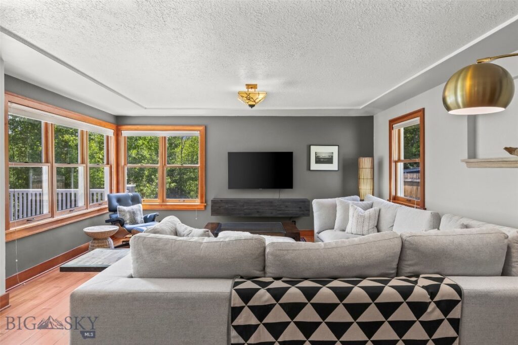 528 N 5th Street, Livingston MT 59047